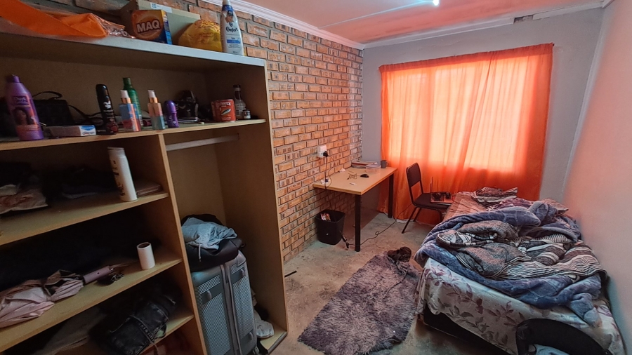 11 Bedroom Property for Sale in Brandwag Free State